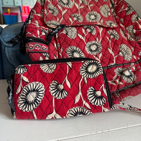 Vera Bradley Backpack With Matching Wallet Red and Black - Picture 2 of 15
